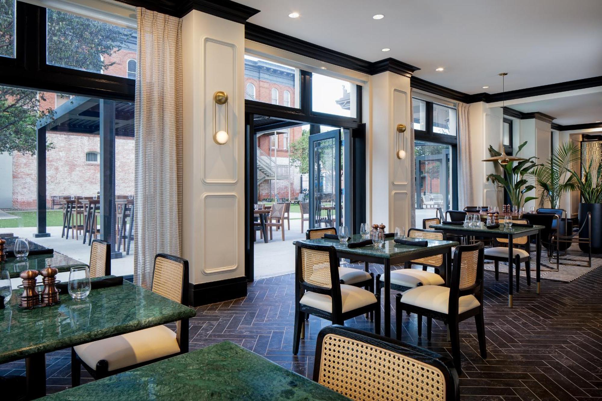 The Lasalle Hotel, Bryan College Station, A Tribute Portfolio Hotel Esterno foto